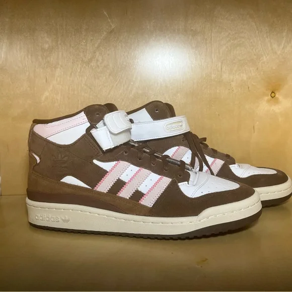 adidas gazelle silver green womens Japan Pro MT (Feather Grey / Cream)  Uprise Skateshop